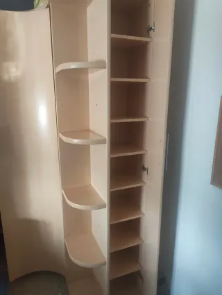 Armario esquinero madera beige