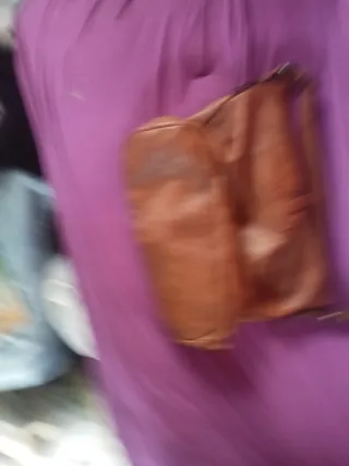 Bolso de cuero marrón