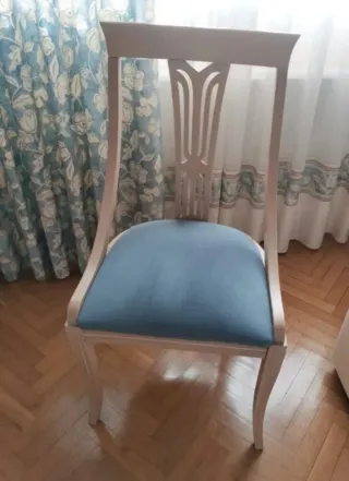 SILLAS TAPIZADAS, COMO NUEVAS