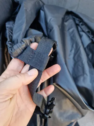 Capa impermeável para mobiliário de jardim