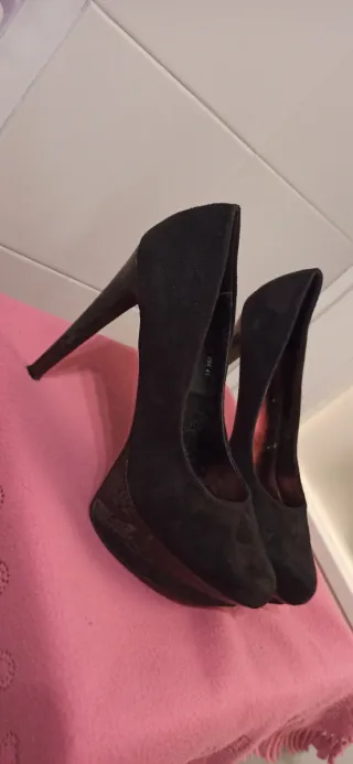 Zapatos de fiesta negros