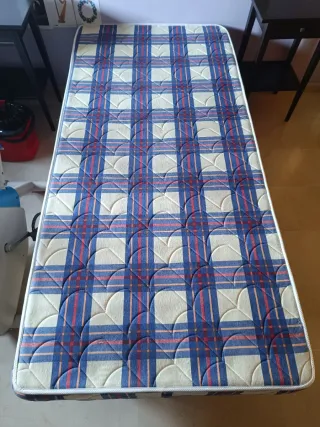 Somier metálico con láminas de madera de 90