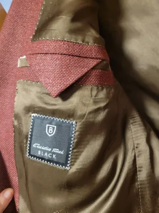 Americana granate/vino. Talla 48