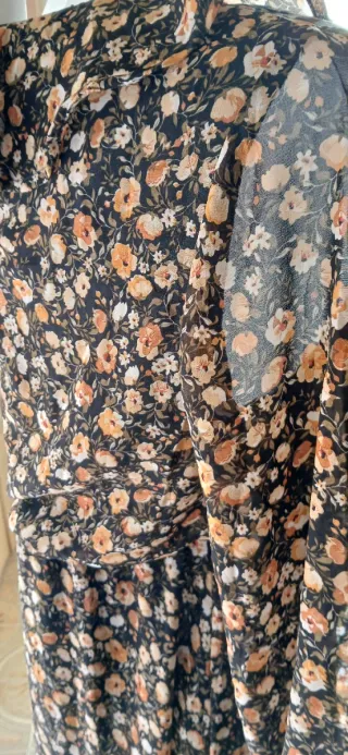 Abito corto fantasia floreale