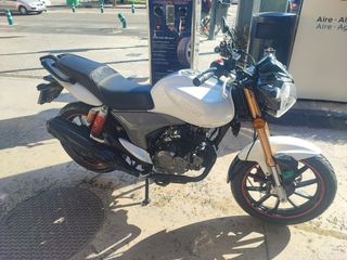 Moto 150cc Automática Scooter Blanca