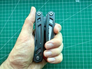 Multiherramienta Alicates 21 Herramientas