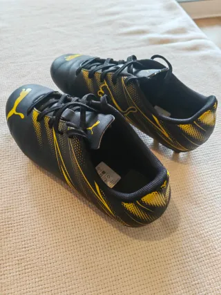 Zapatos de fútbol Puma *Nuevos*