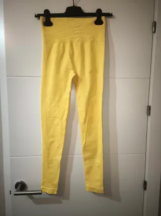 Pantalón Push Up amarillo, Talla S