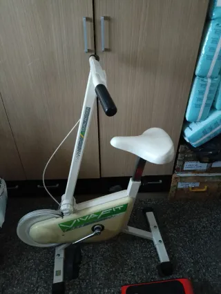 Bicicleta BH con manillar de remo