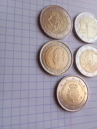 Lote 5 monedas España 2€