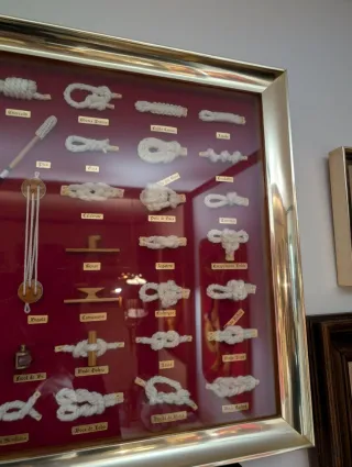 Cuadro Nudos Marineros Dorado