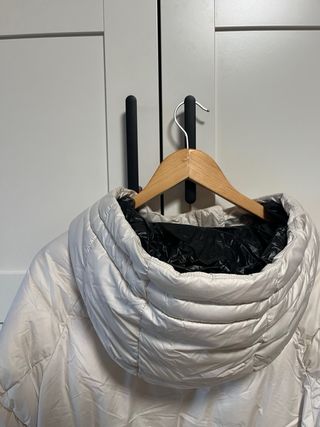 Abrigo plumífero beige talla S