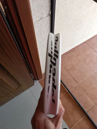 Pala de pádel Bullpadel Neuron