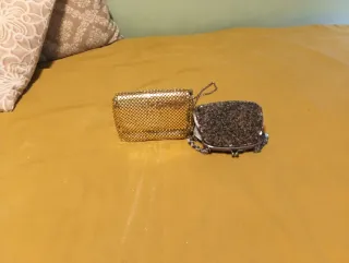 Bolsos de fiesta dorados y plateados