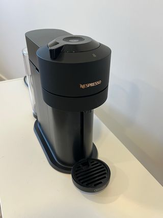 Cafetera Nespresso Vertuo Next