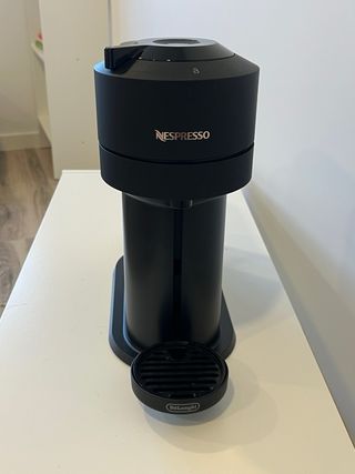 Cafetera Nespresso Vertuo Next