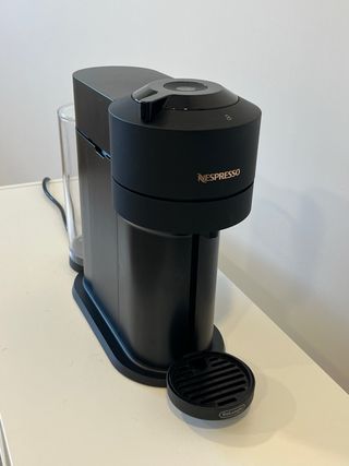 Cafetera Nespresso Vertuo Next