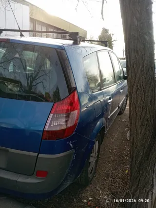 Renault Megane 2004 , 80000km , 7 plazas