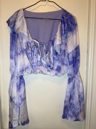 Conjunto Missguided volantes satén