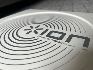 Toca discos ION Portable USB