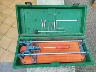 Cortador de azulejos Rubi T-20 y T-30