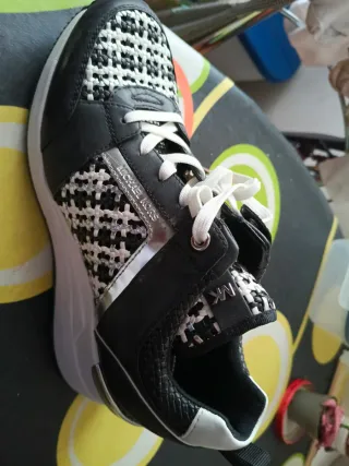Zapatillas Michael Kors Negro/Blanco