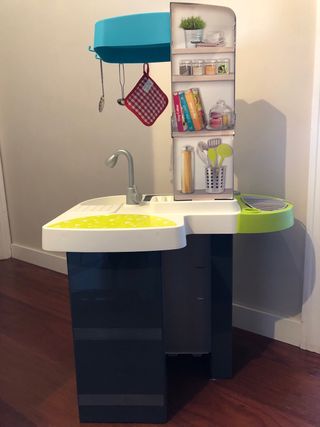 Cocinita con accesorios