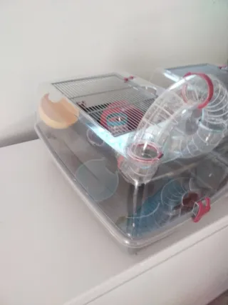 Jaula para hámster con túneles 25€ unidad