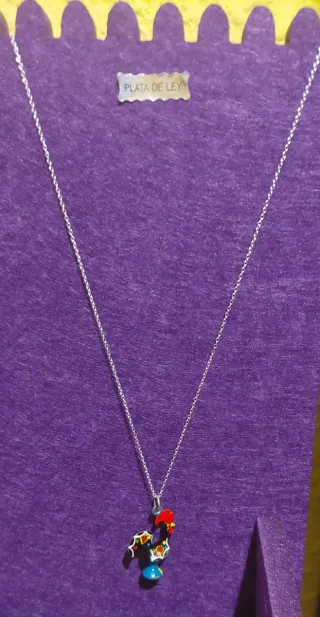 Cadena de Plata de Ley y Colgante