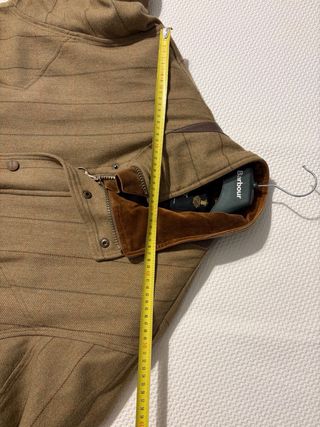 Abrigo Barbour monterías de caza. Lana 100%.