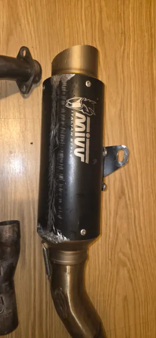 Línea escape Homologada MIVV GP2