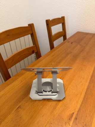 Soporte para tablet elevador