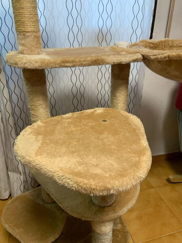 Torre rascador para gatos