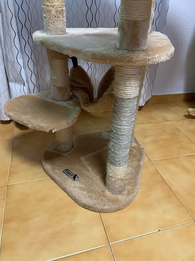 Torre rascador para gatos