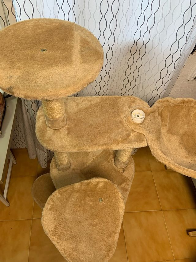 Torre rascador para gatos