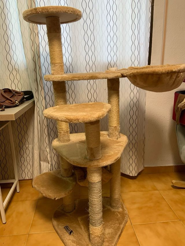 Torre rascador para gatos