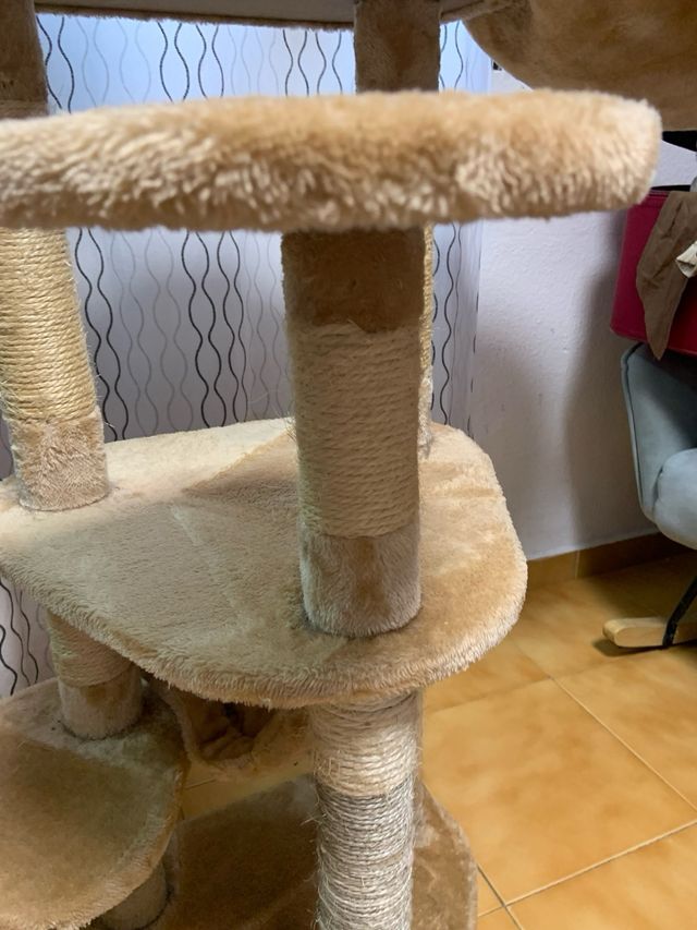 Torre rascador para gatos