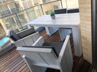 Mesa y sillones madera maciza exterior