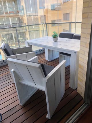 Mesa y sillones madera maciza exterior