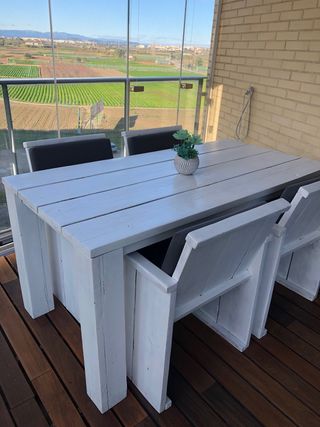 Mesa y sillones madera maciza exterior