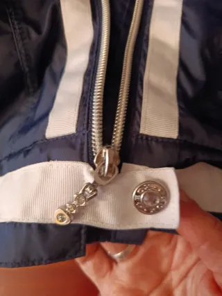 Cazadora Geox niña azul con detalles