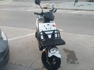 Scooter 50cc Automática kimco carry 2022 16500km