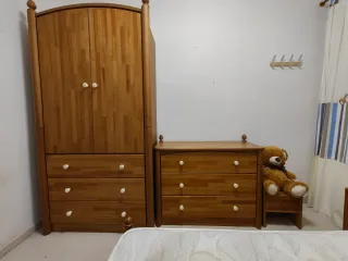 Habitación infantil conpleta cama convertible cuna