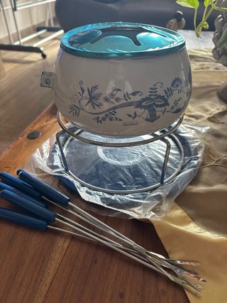 Set fondue bianco e blu