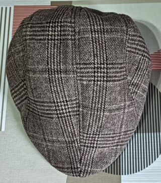 Berretto a quadri uomo grigio e marrone