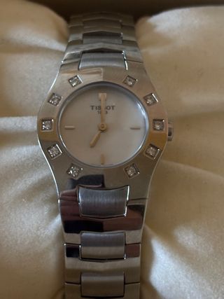 Reloj Tissot T64.1.685.81