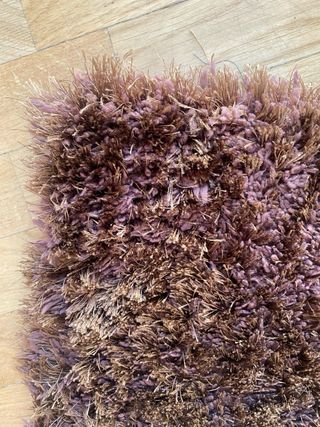 Alfombra marrón poliéster