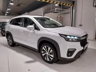 Suzuki S-Cross 2025
