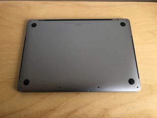 MacBook Pro 13 2019 Touch Bar