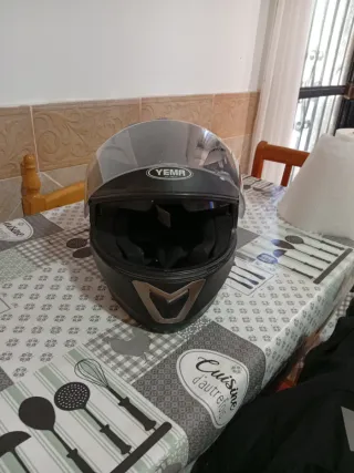 Casco integral moto YEMA